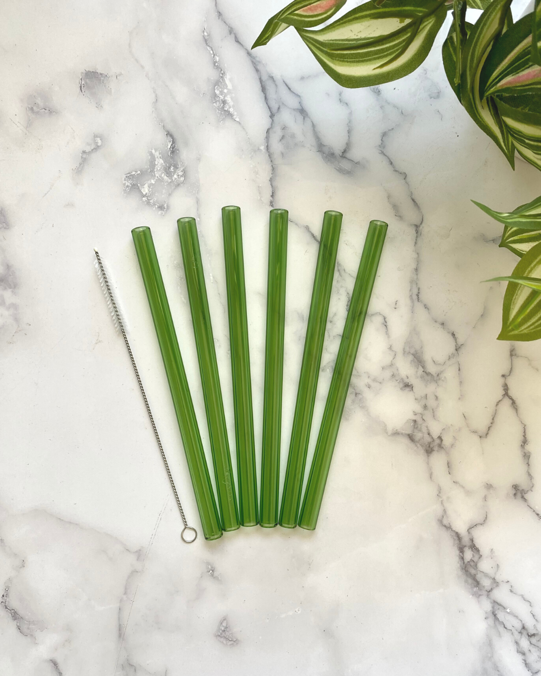 WIDE SIX PACK OF STRAWS All Green 8"
